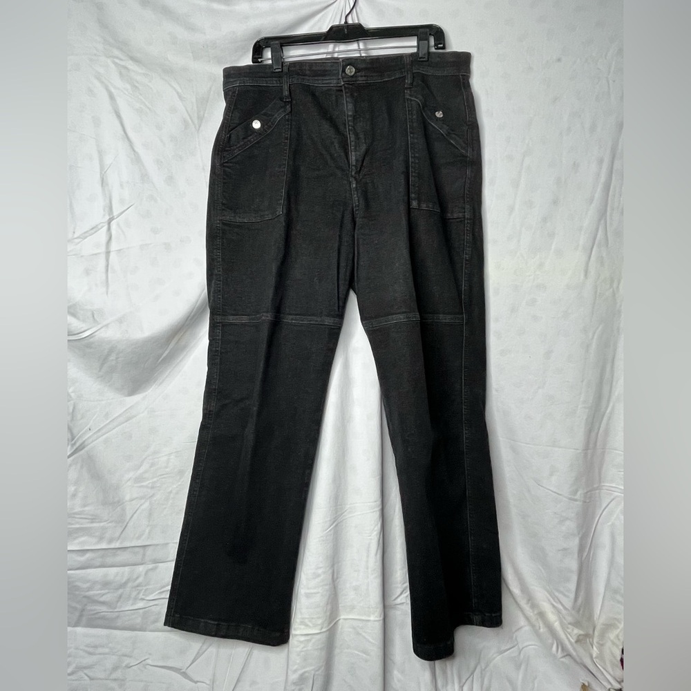Liz Claiborne Black Mid-Rise Size 16 Jeans includes BONUS free makeup pouch-NWOT
